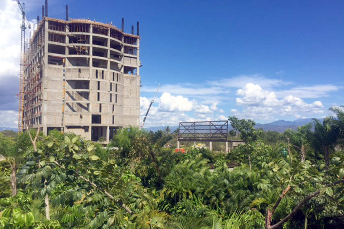 Nuevo Vallarta Update - Tower 5A, Par 3 Golf and Old Entrance Changes by Greg - Subscribers View- 3/20/2016