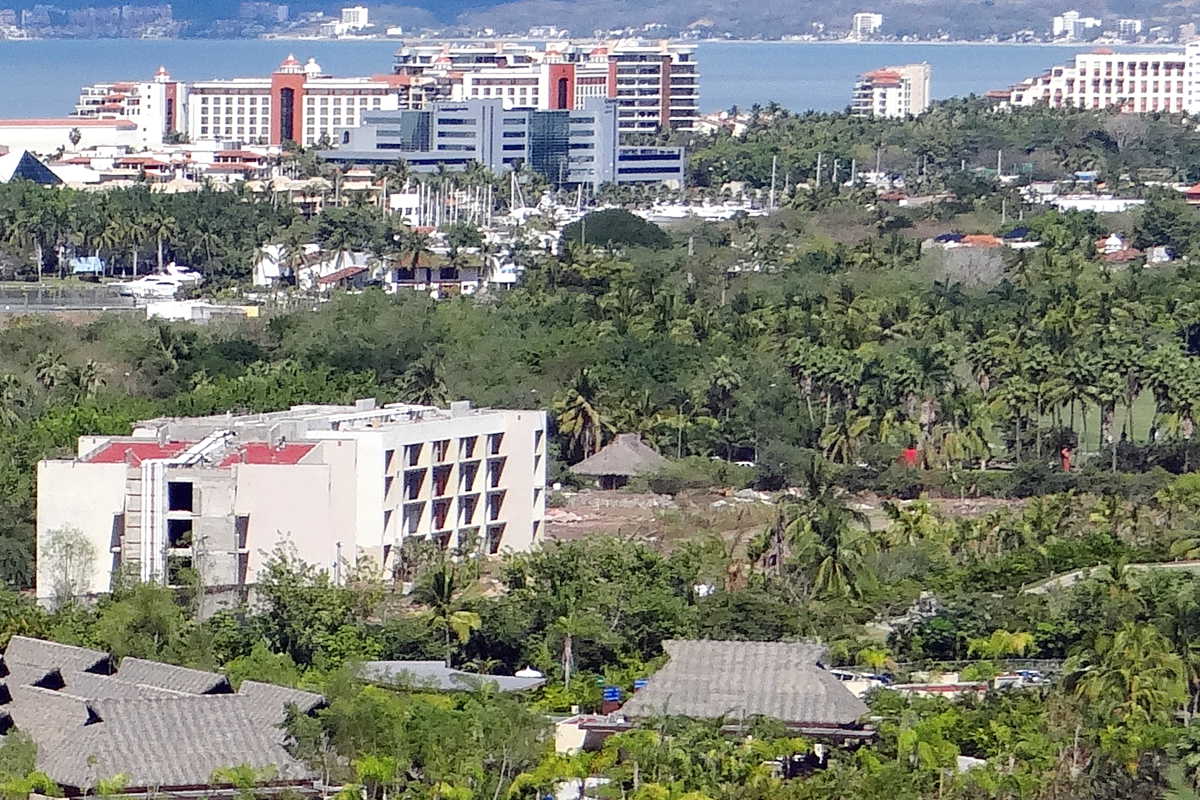 Nuevo Vallarta Update - Tower 5A, panoramic views of Nuevo Vallarta and other discoveries from Larry and Maria - Subscribers View- 3/29/2016