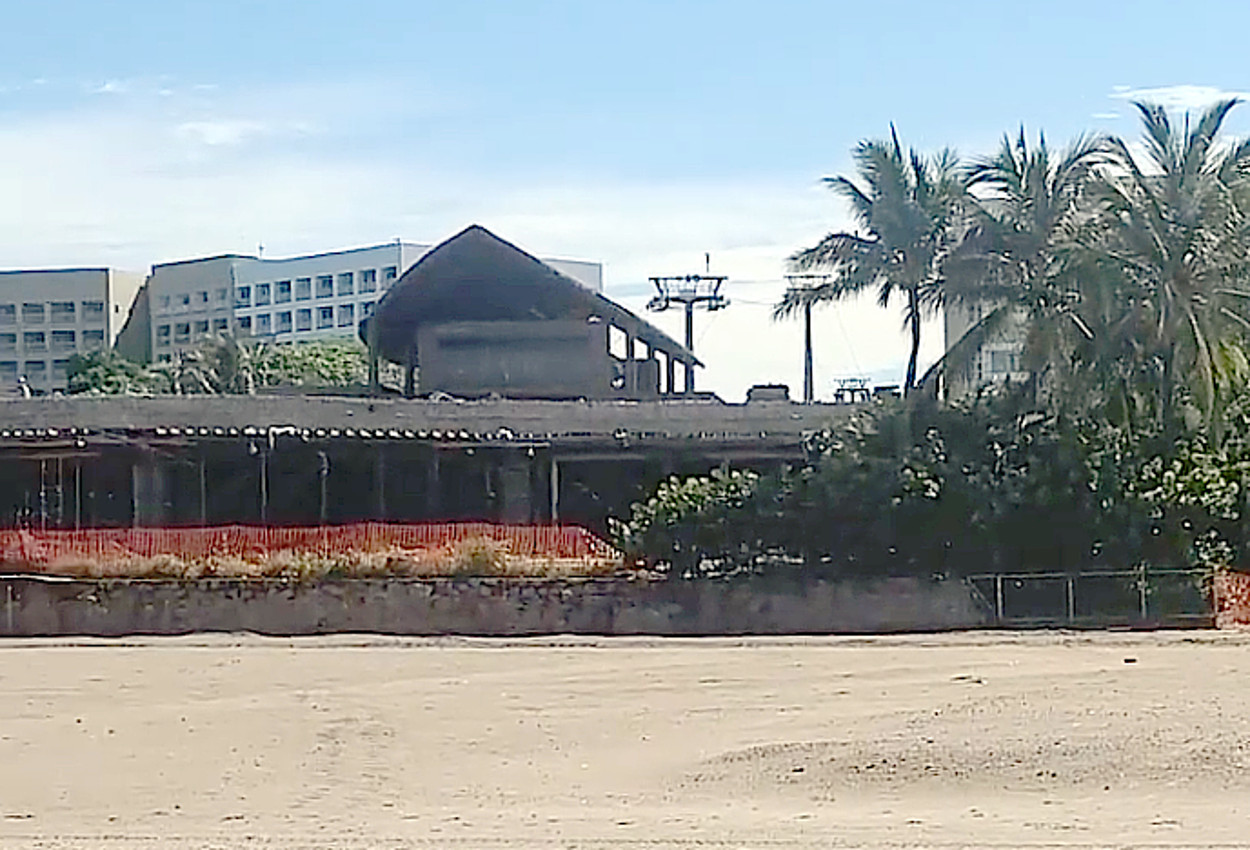 The Beach Club and other structures are under construction at Nuevo Vallarta now. Check out progress.... - Subscribers View -8/22/20
