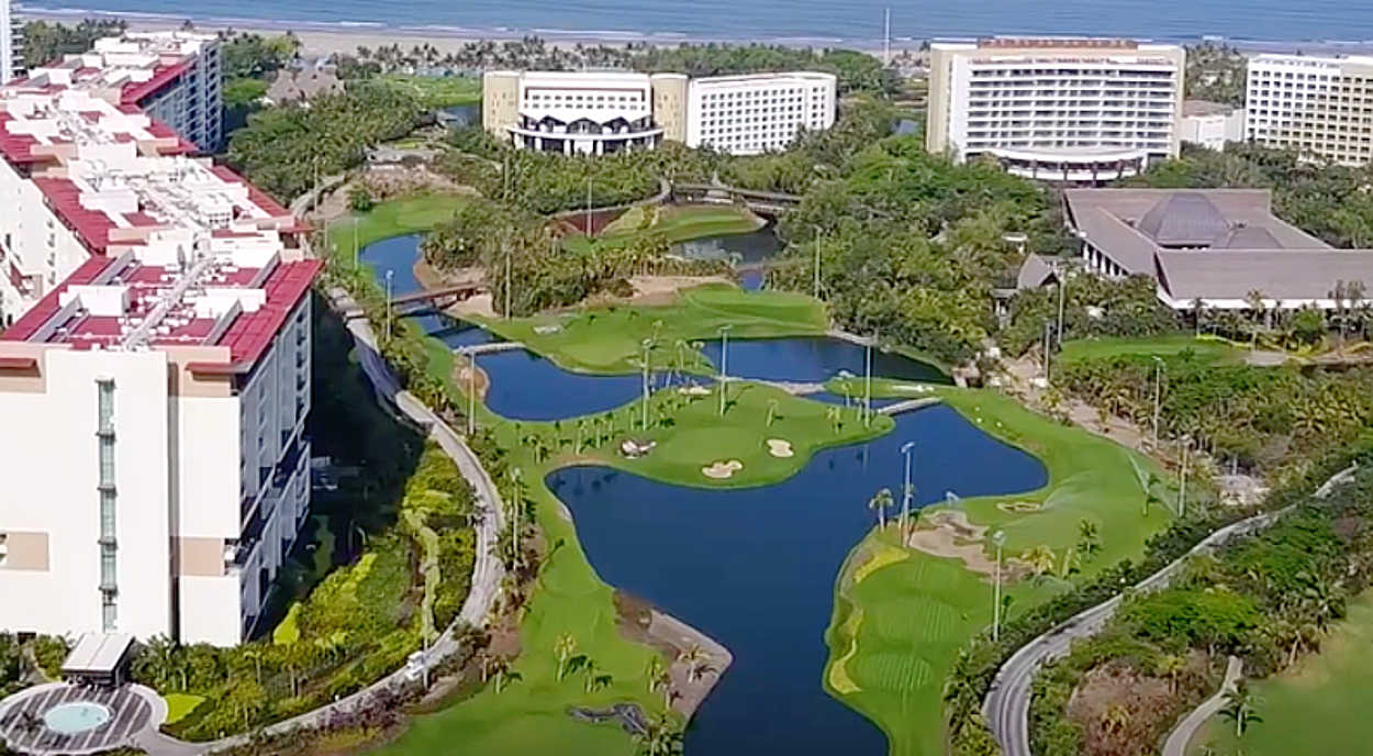 The new executive course at Nuevo Vallarta is called the Lakes Course.  Yes, it does offer night golf!  Very fun, indeed...Subscribers View - 12/7/17