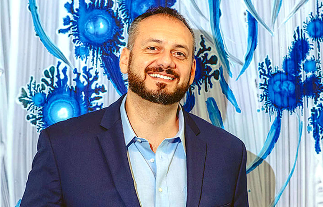 Valentino Danchev is the Director of Sales for Vida Vacations.  His responsibilities include oversight of all sales activities for the Grand Luxxe residence Club.