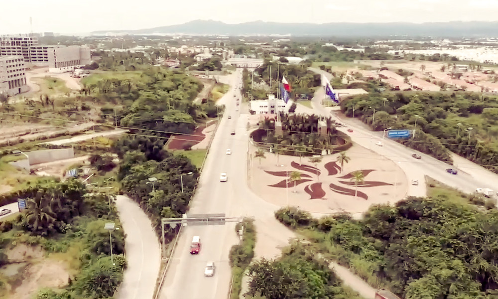 Volando lives in Nayarit and flies drones for a hobby. He decided to see what would come from a video showing some of Vidanta World and Highway 200. Very nice job, and very timely. Stay tuned... - Subscribers View - 12/15/20