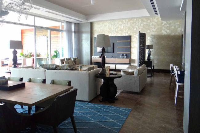 Residence at the Grand Luxxe - Dining and Living Area.